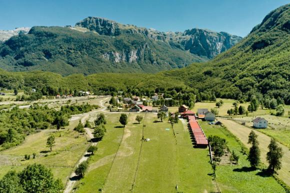 Hotel Ethno Katun Rosi Agrotourism Gusinje Exterior foto