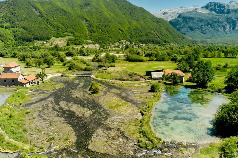 Hotel Ethno Katun Rosi Agrotourism Gusinje Exterior foto