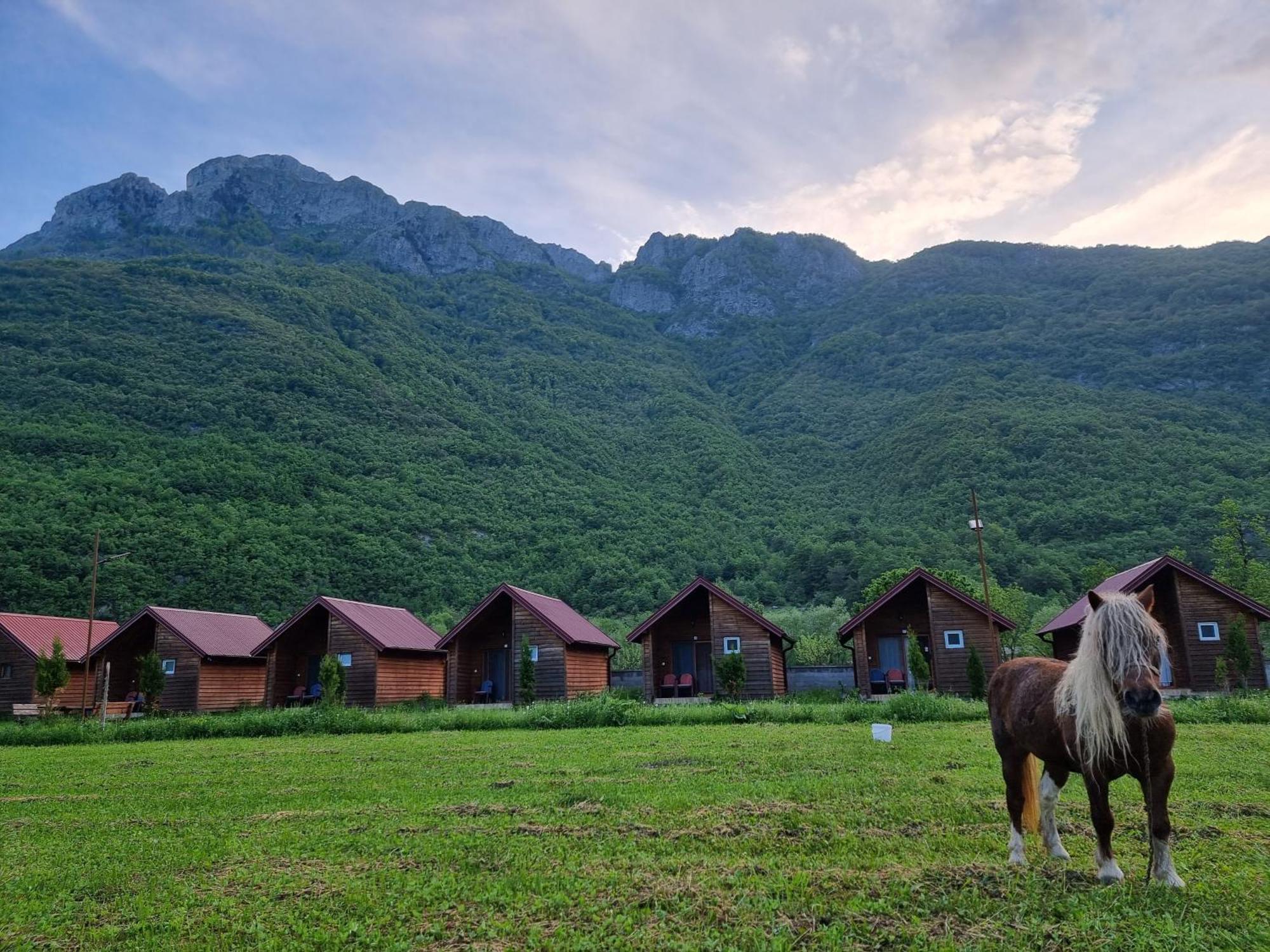 Hotel Ethno Katun Rosi Agrotourism Gusinje Exterior foto